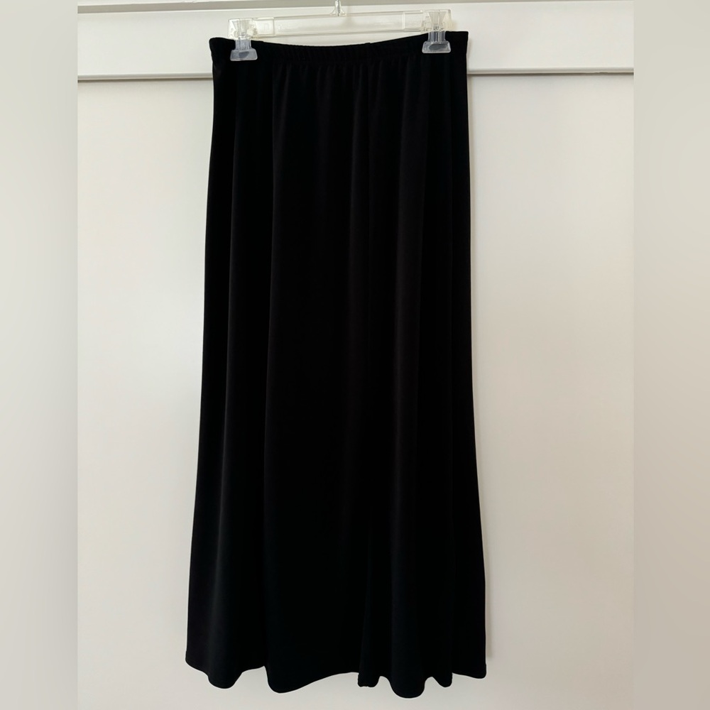 Elementz Long Black Flowy Skirt Size M
